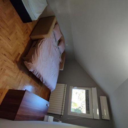 Apartman Aleksandra Semêndria Exterior foto