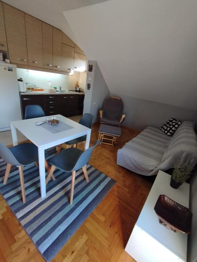Apartman Aleksandra Semêndria Exterior foto